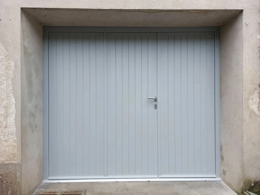 porte de garage à Traînou