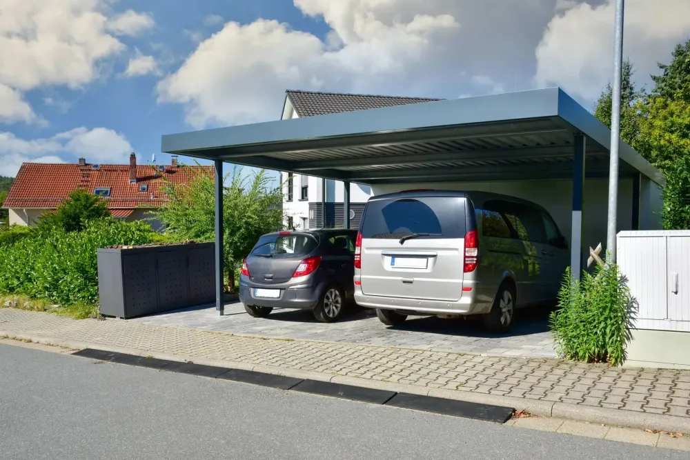 carport à Traînou